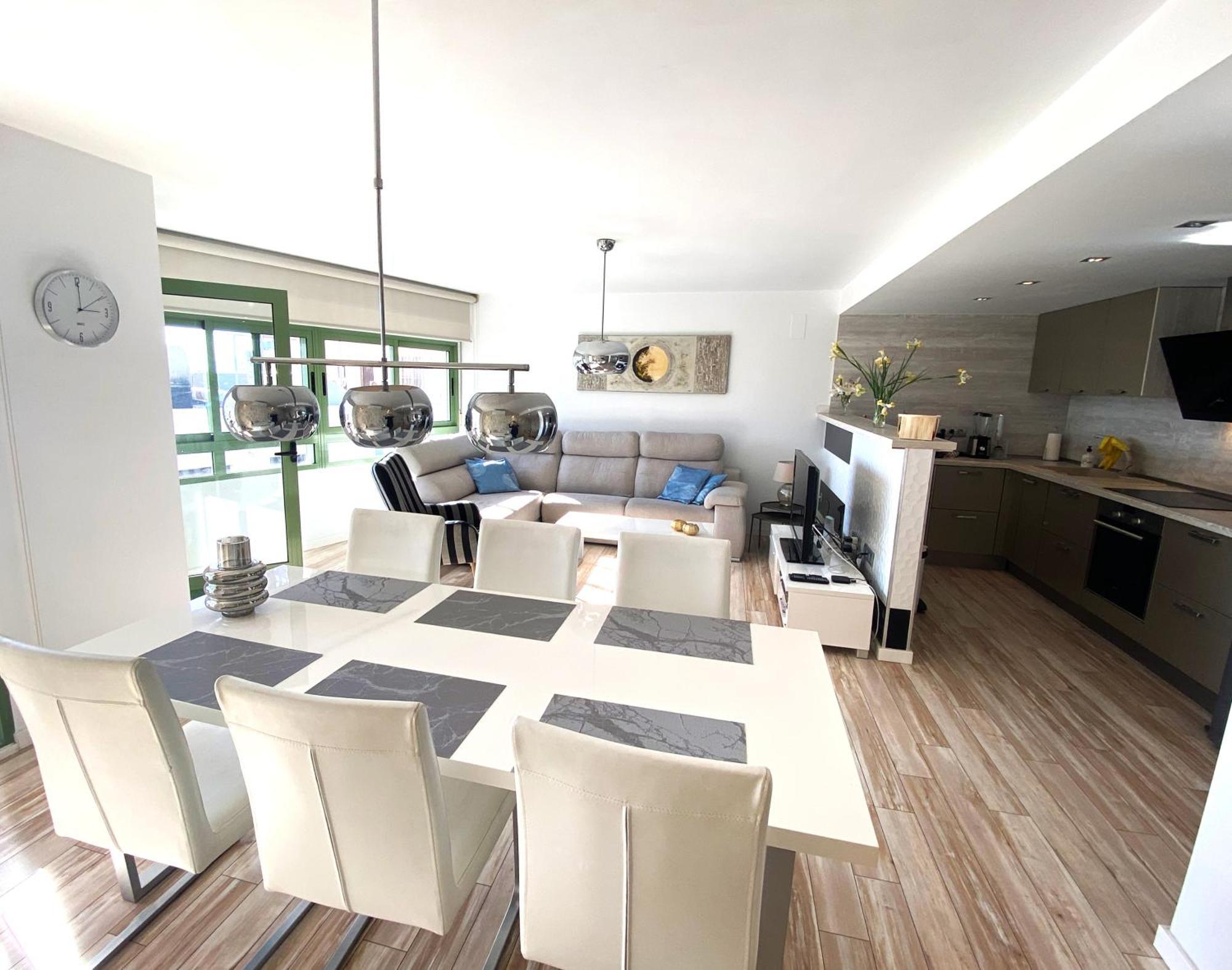 Spacious Comfortable Luxury 2 Bed/2 Bath Port Apartment Calpe