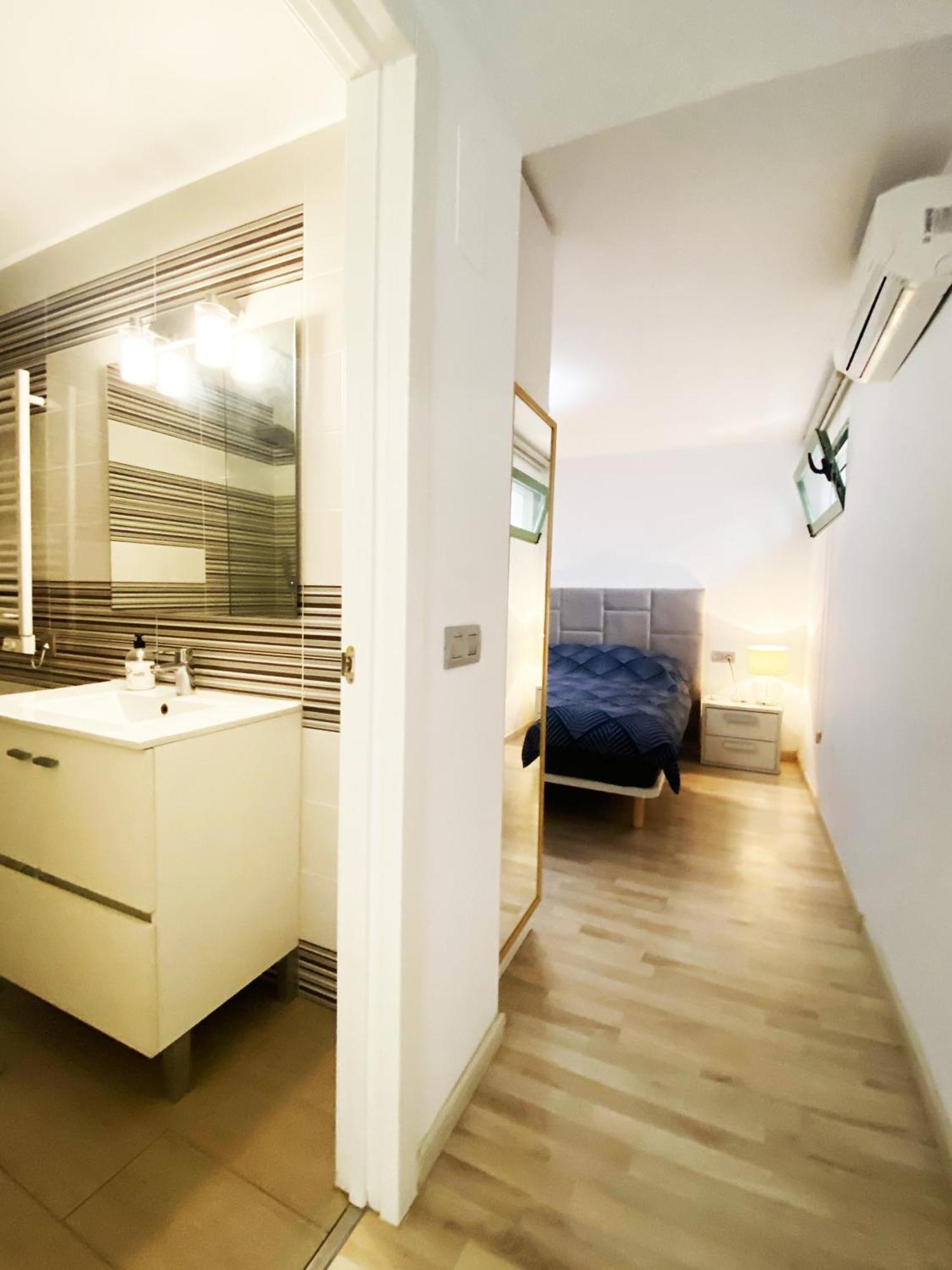 Spacious Comfortable Luxury 2 Bed/2 Bath Port Appartement